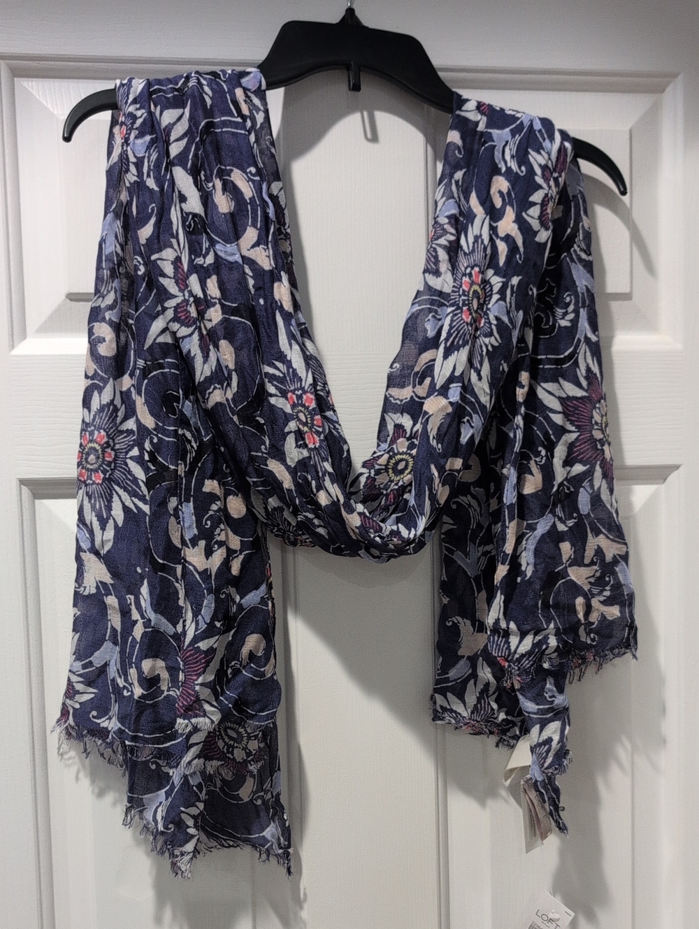 NWT Floral Lightweight Scarf